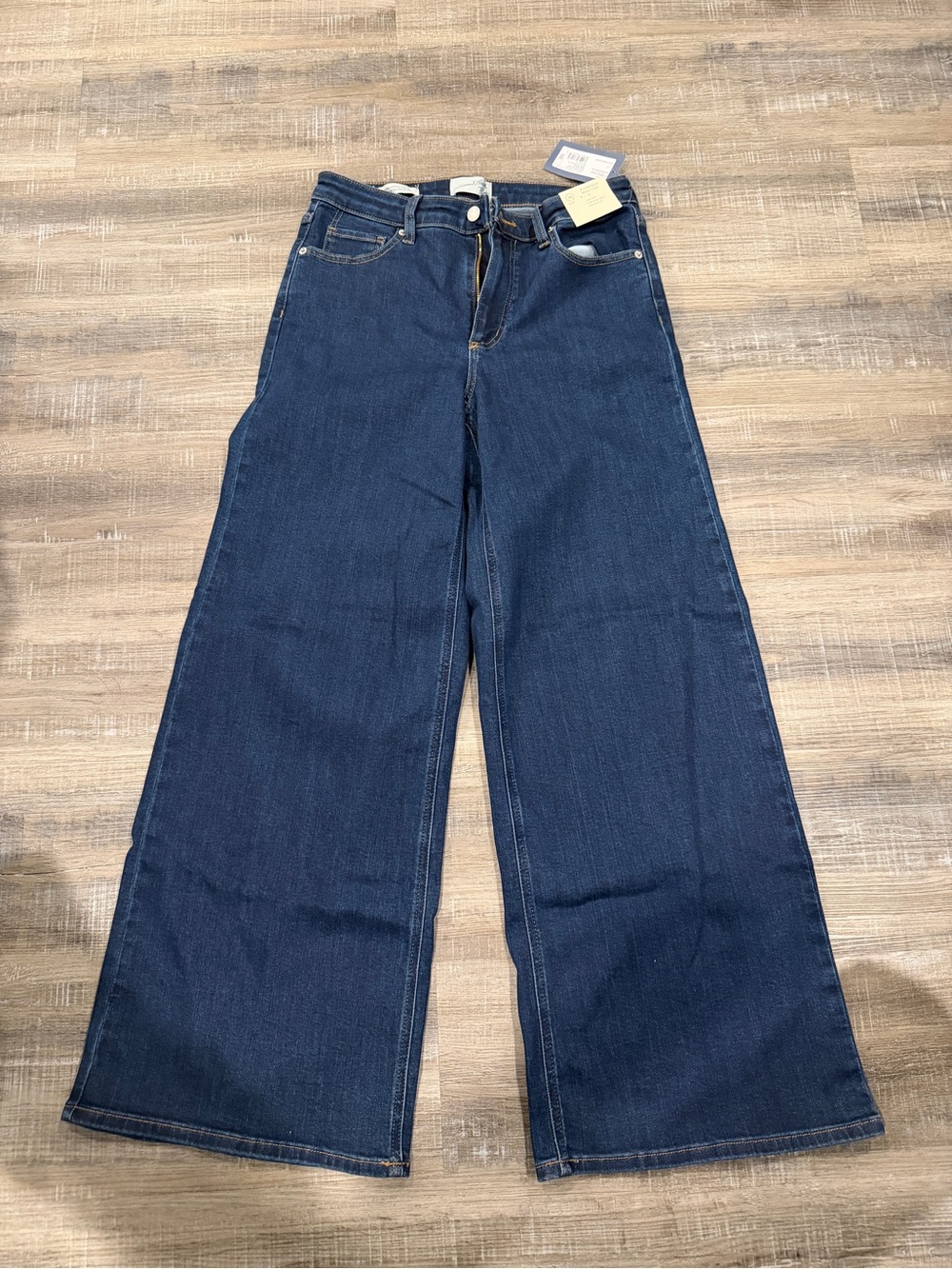 Universal Thread Dark Blue High-Rise Wide Leg Jeans